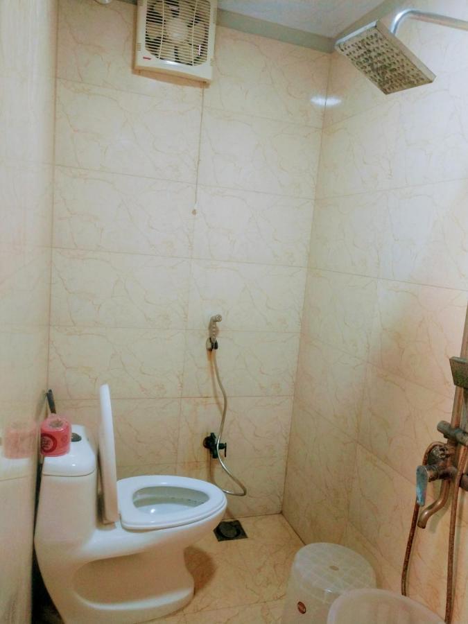Luxury Living Rooms Near Agha Khan, Millennium, Nueplex Карачи Экстерьер фото